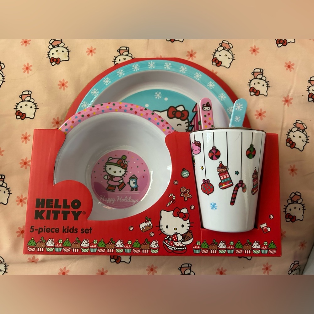 Hello Kitty 5-Piece Kids Set